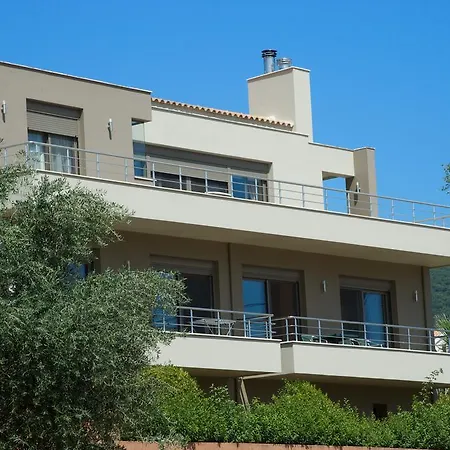 Malena Villa Karavomylos