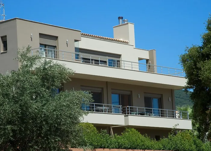 Malena Villa Karavomylos